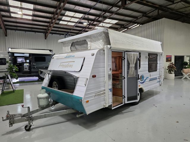 From: https://carsales.pxcrush.net/cars/dealer/21v4amxcwyl6umbiyuk5oxthb.jpg?pxc_expires=20260610003705&pxc_clear=1&pxc_signature=1c4cbcb13dd867d7058b4fa188c7c883&pxc_size=1920,1080&pxc_method=limit